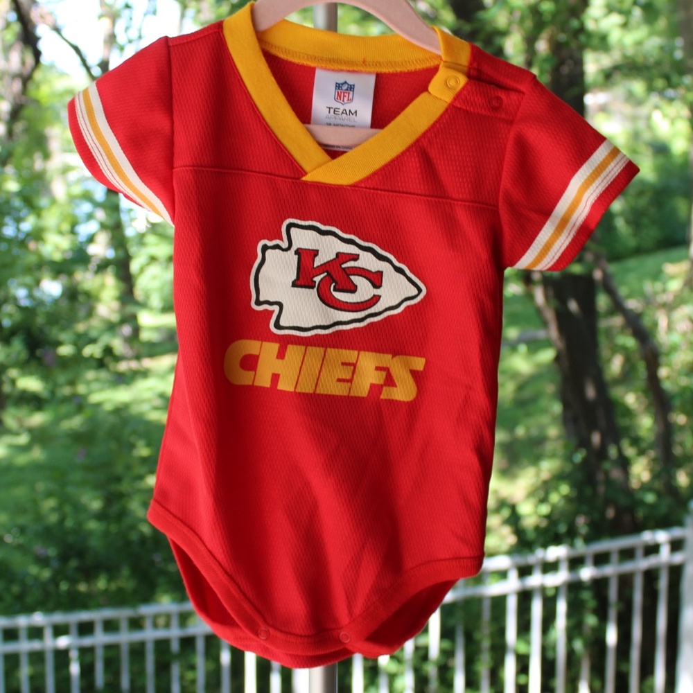 Kansas City Chiefs Baby Dazzle Bodysuit - NFL 18 Months Infant Team Apparel #00